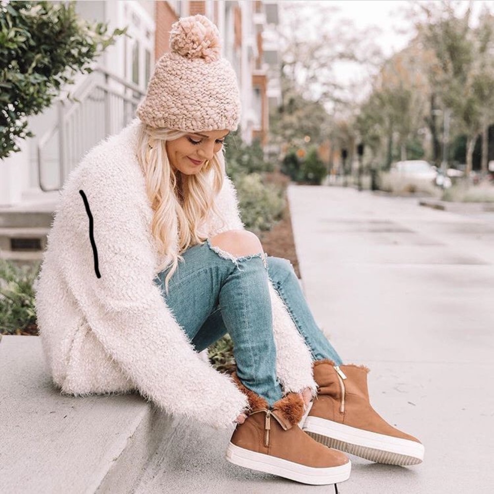 JSlides Waterproof Faux Fur Booties